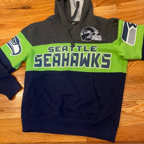 Seattle Seahawks Starter Extreme Pullover Hoodie HeatherCharcoal/CollegeNavy Med - Picture 2 of 9